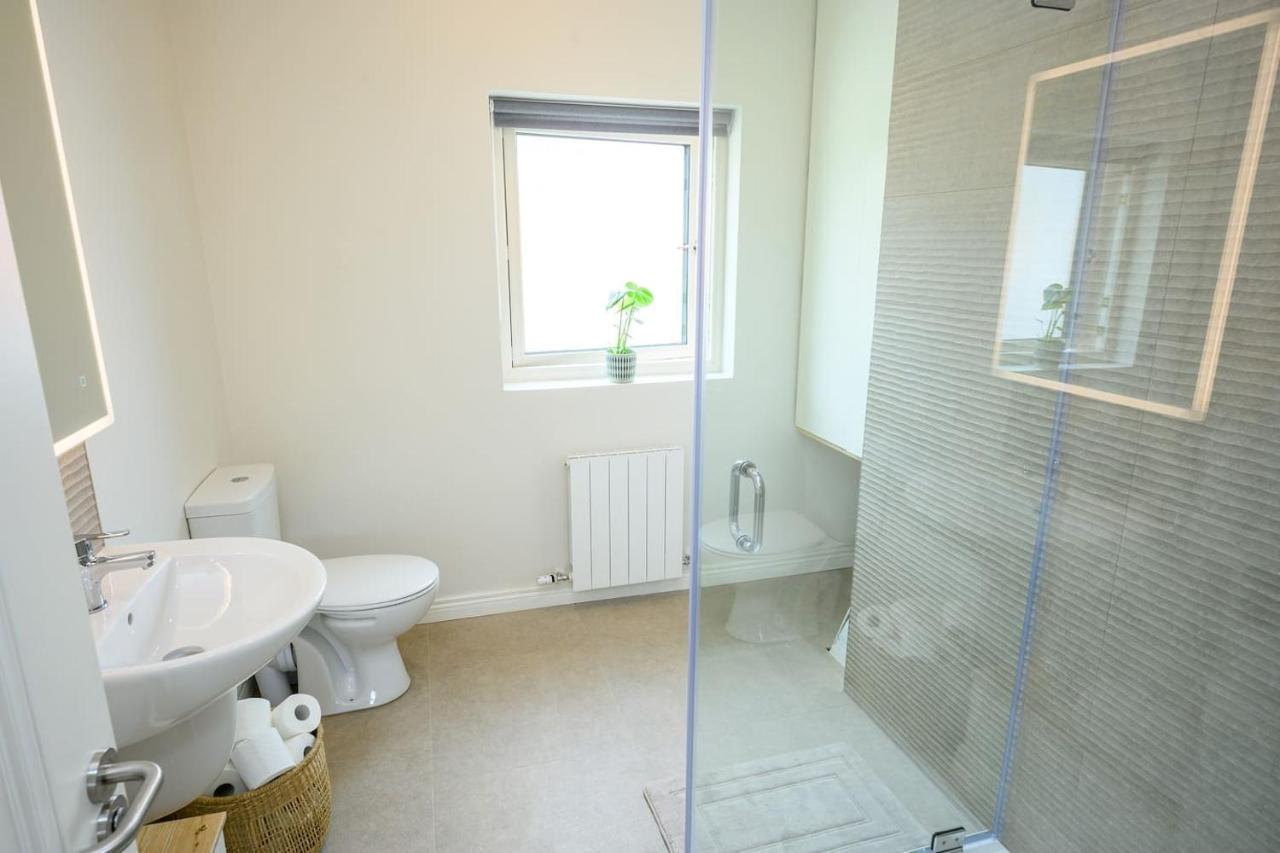 Killarney Old School Road Sleeps 6 Villa Bagian luar foto