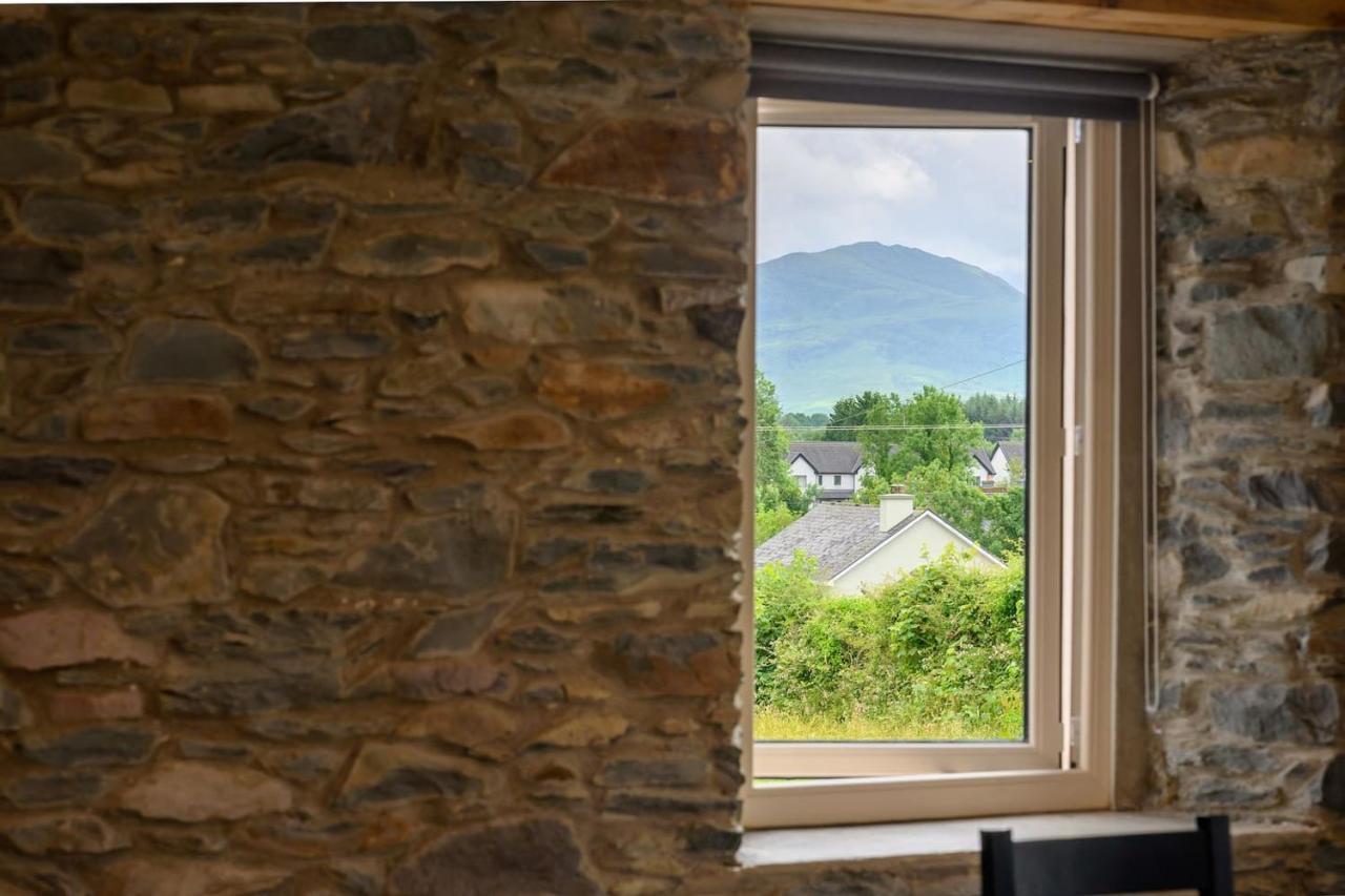 Killarney Old School Road Sleeps 6 Villa Bagian luar foto